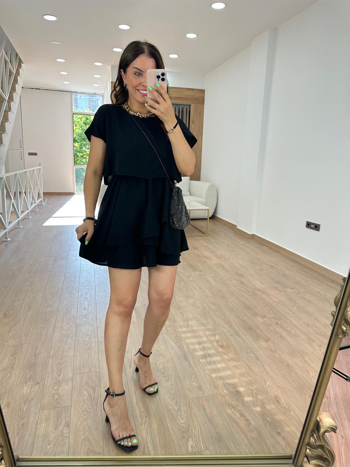 Eteği Katlı Şifon Elbise-Siyah