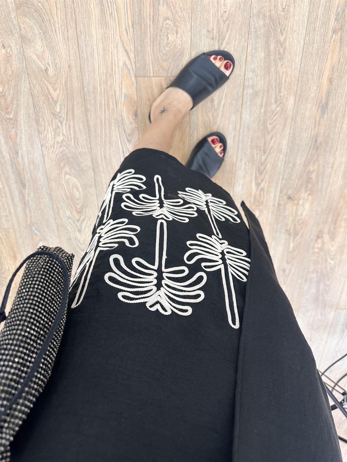 Eteği Nakışlı Tek Omuz Keten Elbise