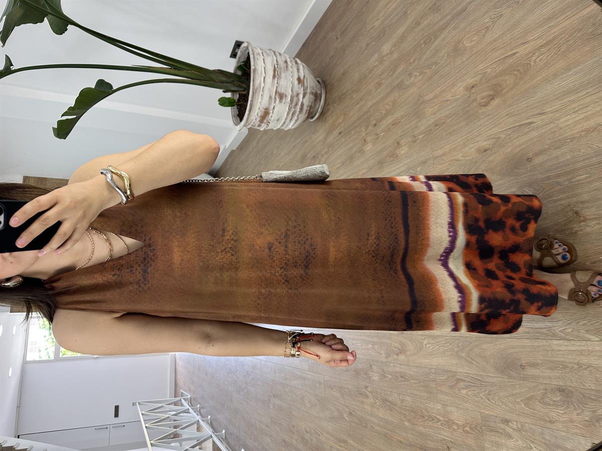 Etek Ucu Desenli V Yaka Elbise