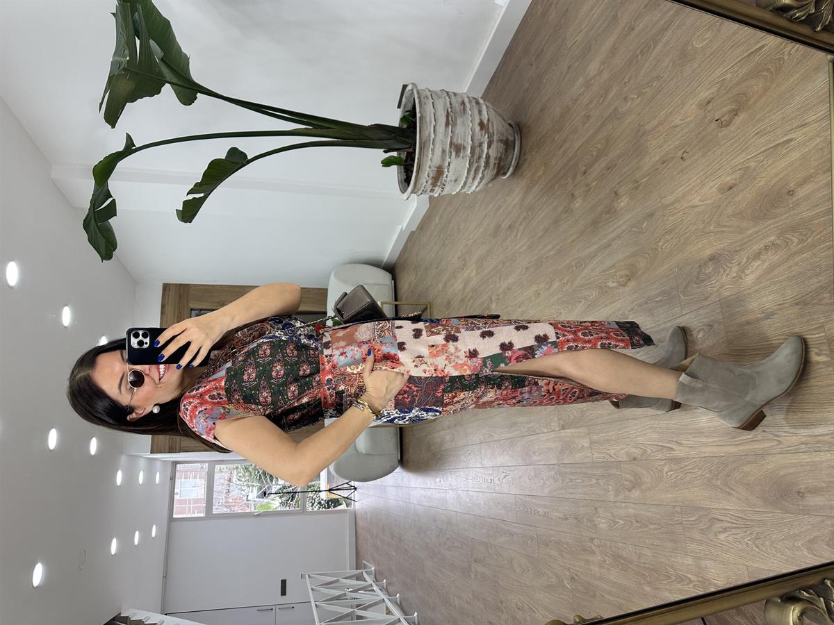 Etnik Desenli Beli Kuşaklı Elbise