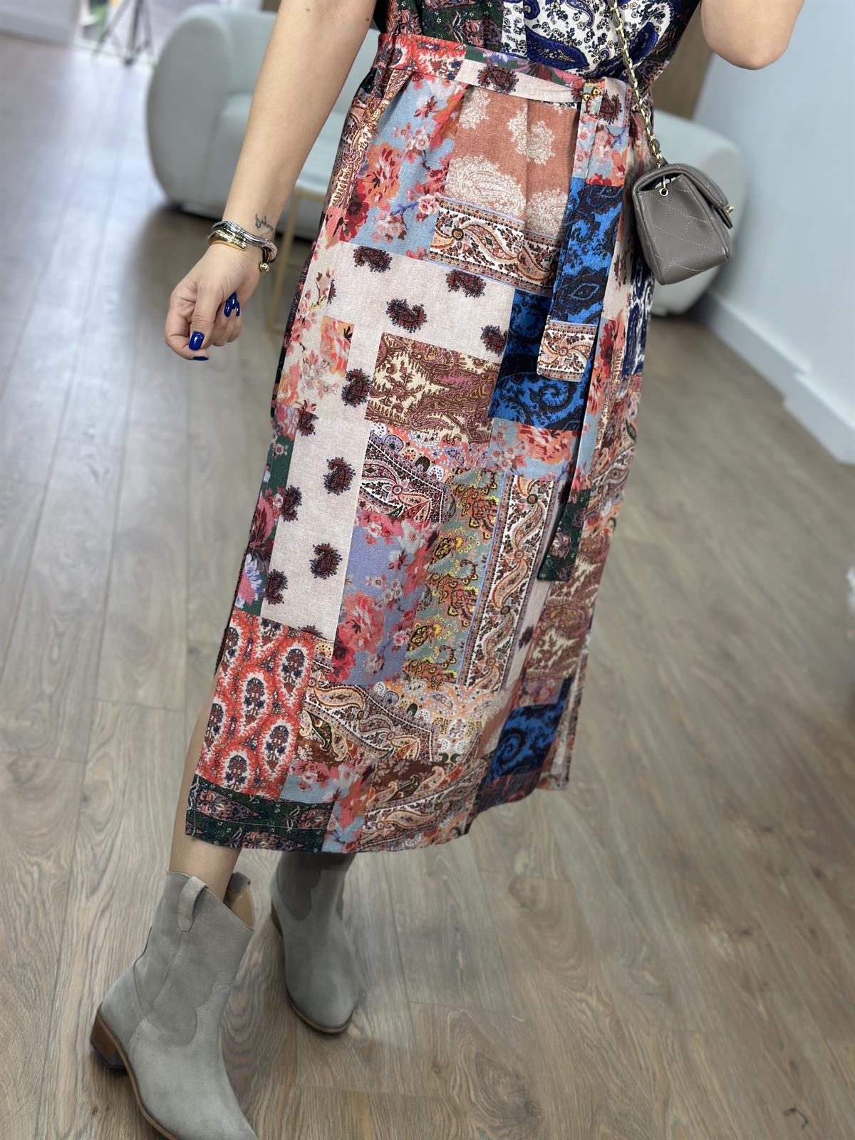 Etnik Desenli Beli Kuşaklı Elbise