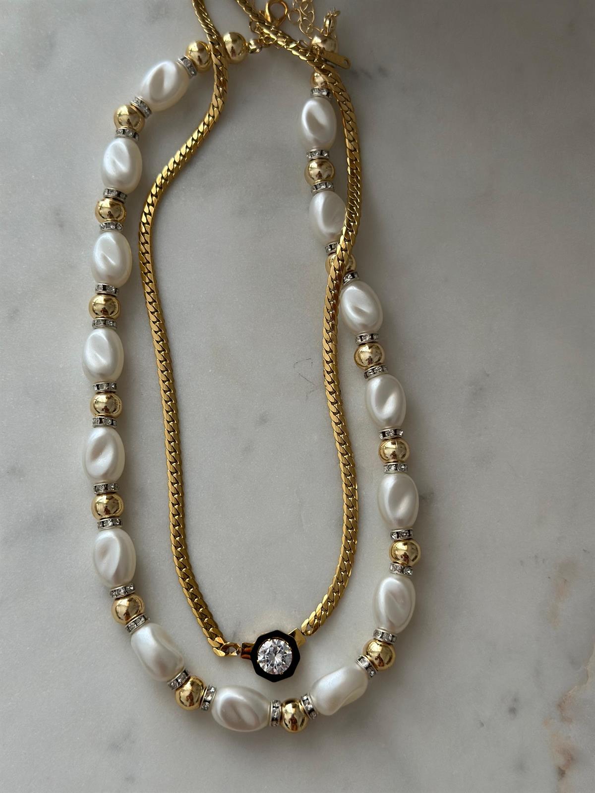 Ezme İnci Tasarım Gold Detay Taşlı Kolye