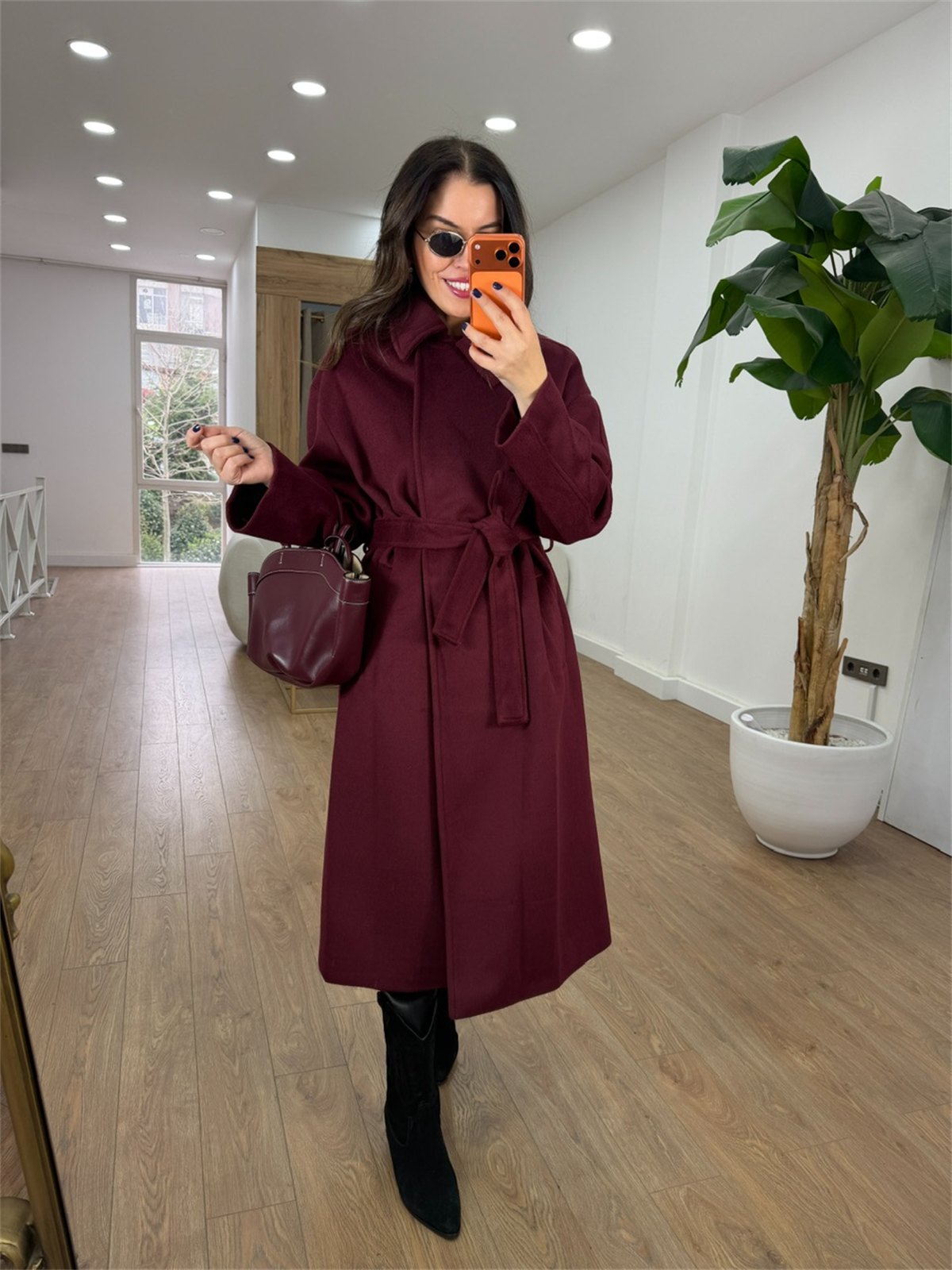 Beli Kuşaklı Uzun Yün Kaban - Bordo