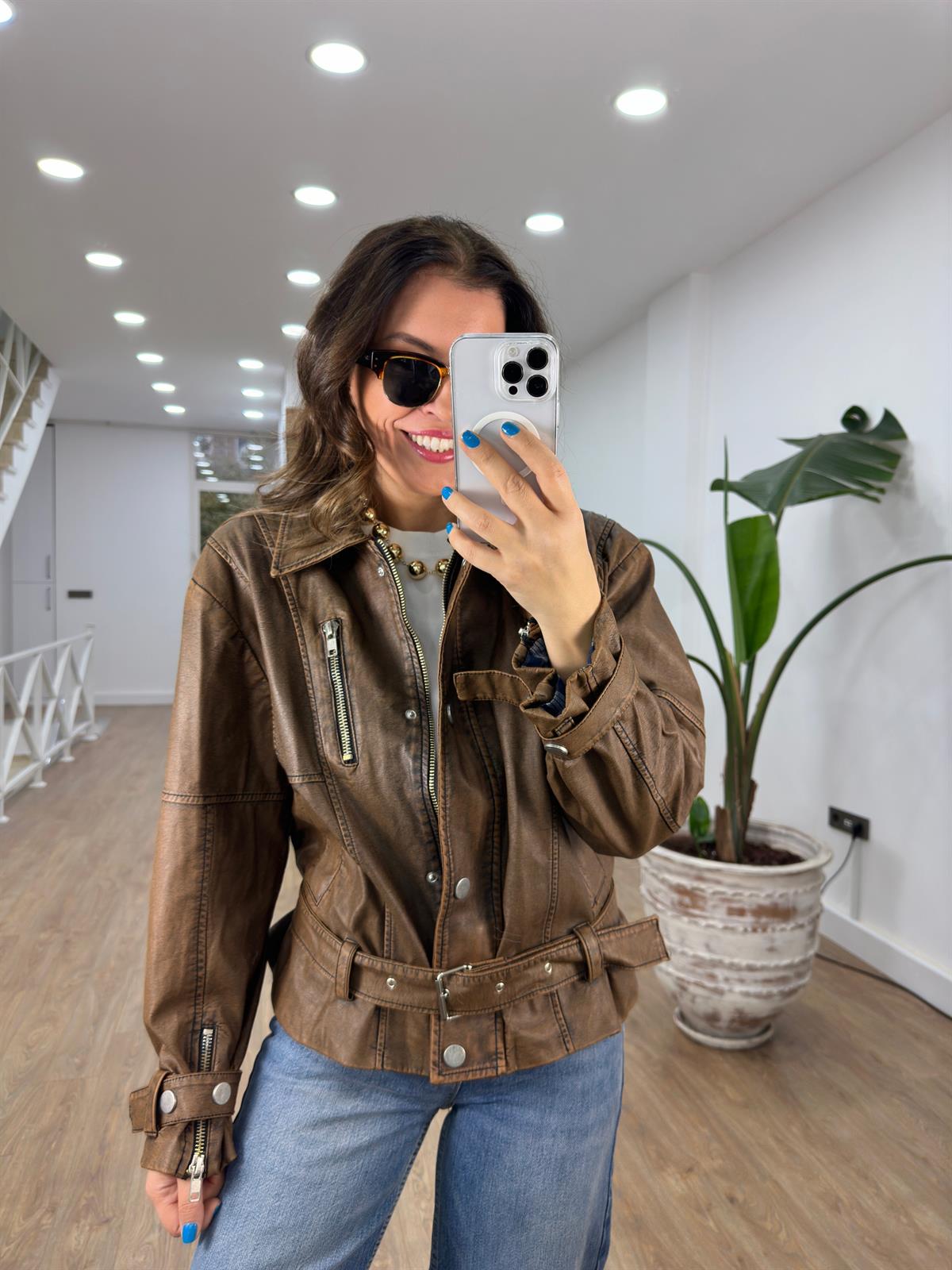 Fermuar Detaylı Vintage Deri Ceket