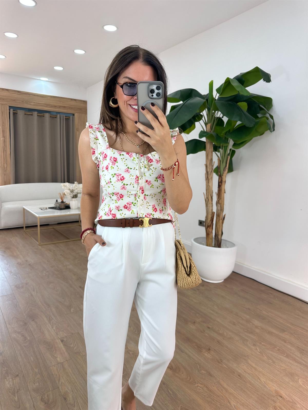 Fırfır Detaylı Çiçek Desenli Bluz 