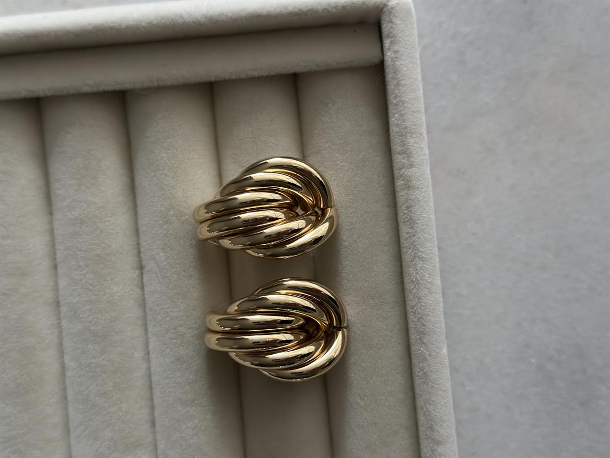 Geçme Yarım Halka Gold Küpe