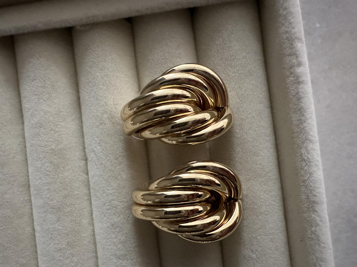 Geçme Yarım Halka Gold Küpe