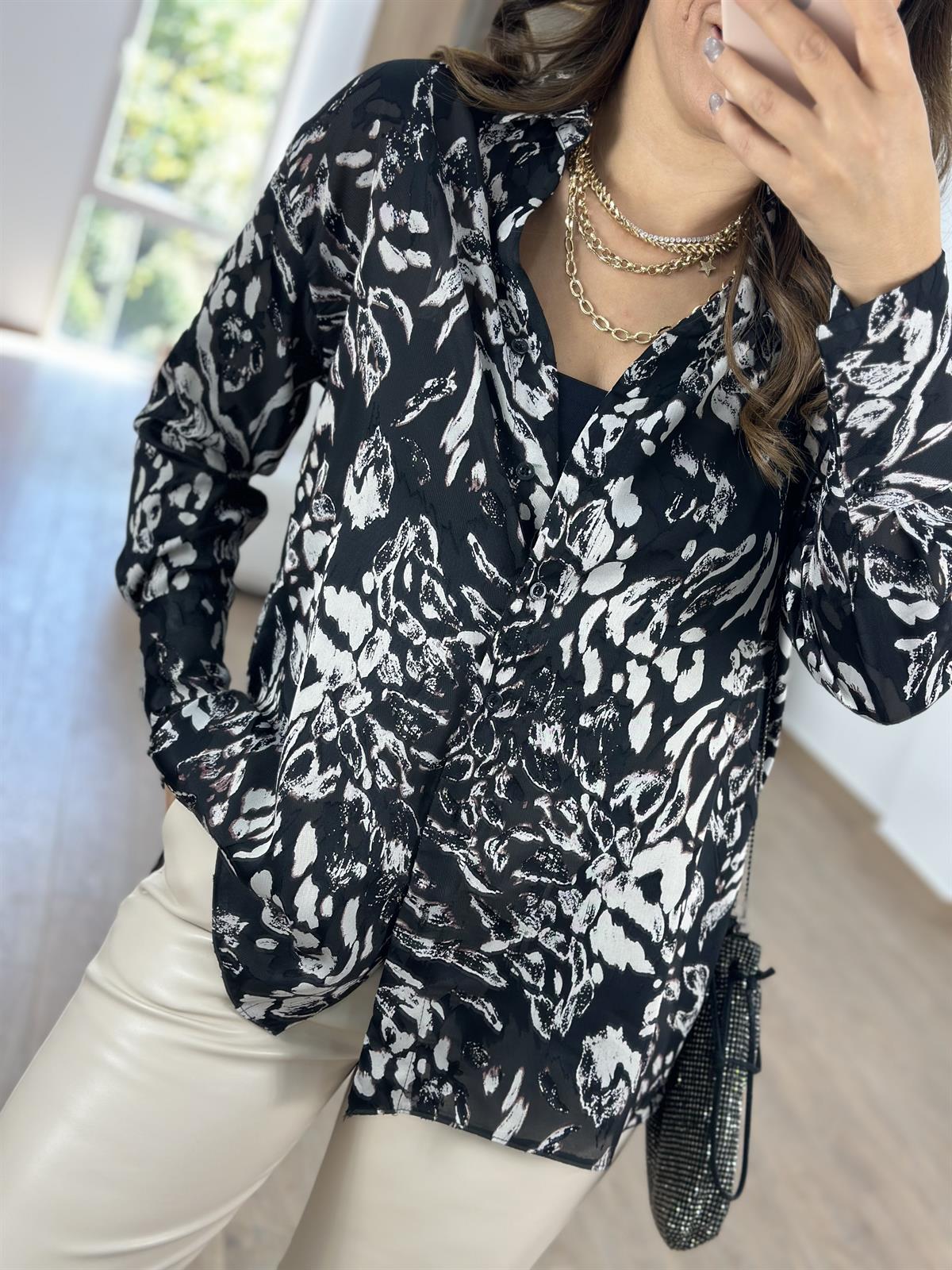 Geniş Manşetli Saten Baskılı Şifon Gömlek -Taş