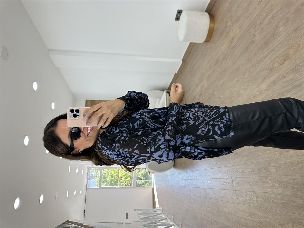 Geniş Manşetli Saten Baskılı Şifon Gömlek-Mavi