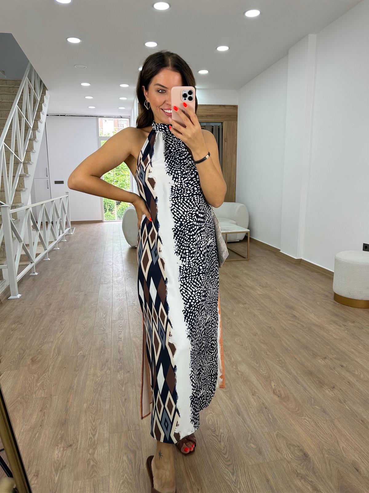 Geometrik Desen Halter Yaka Elbise