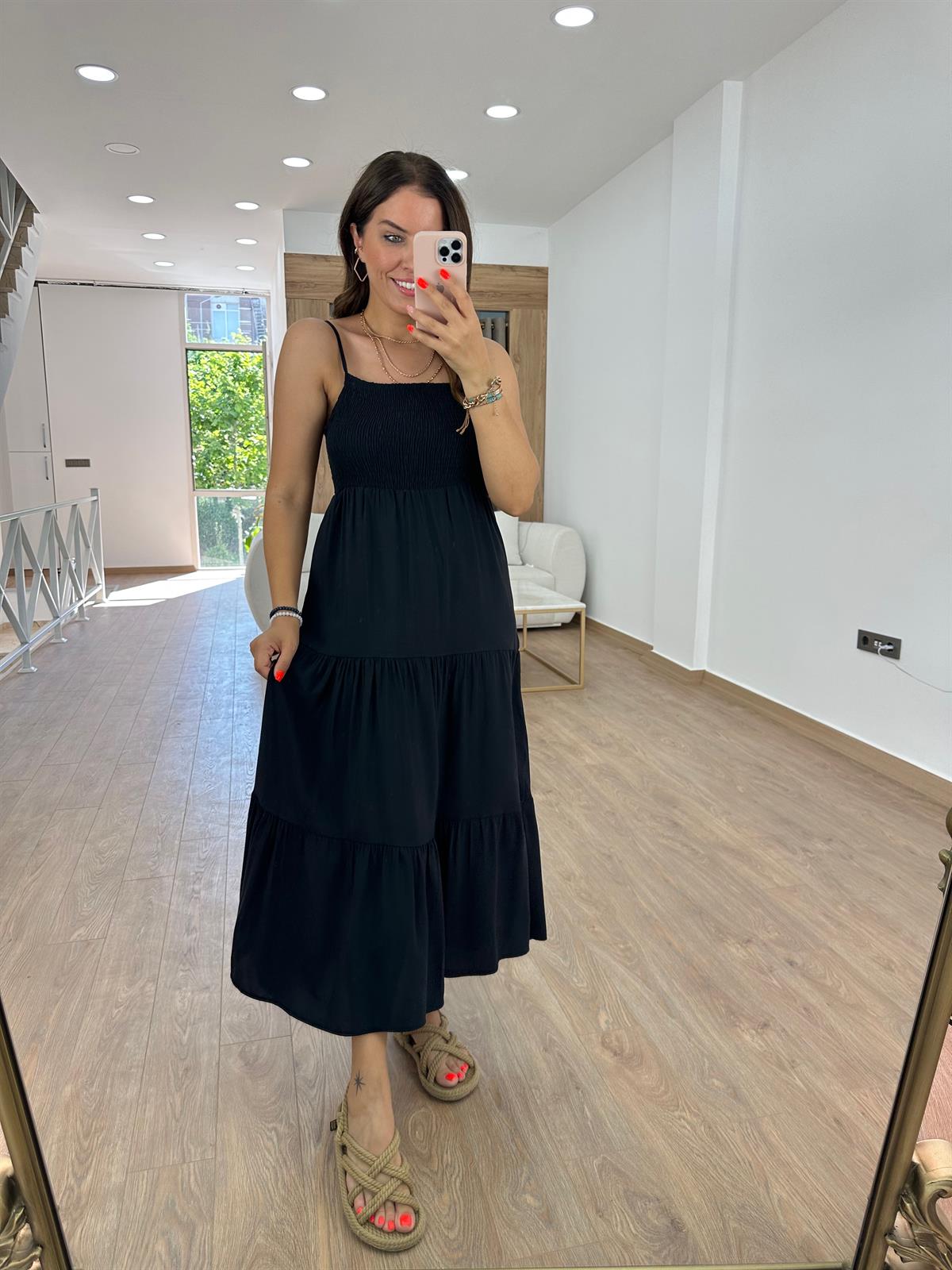 Göğüsü Gipeli Askılı Elbise-Siyah