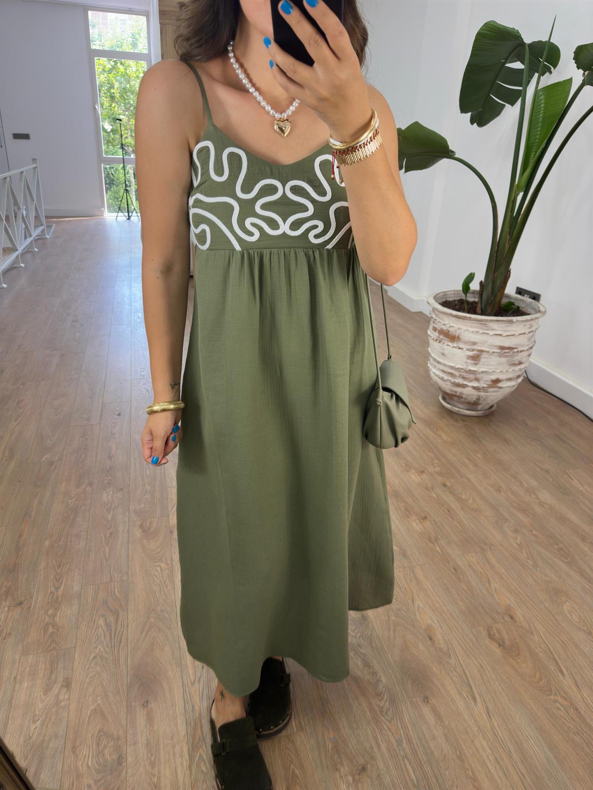 Göğüsü İşlemelli Müslin Elbise-Haki