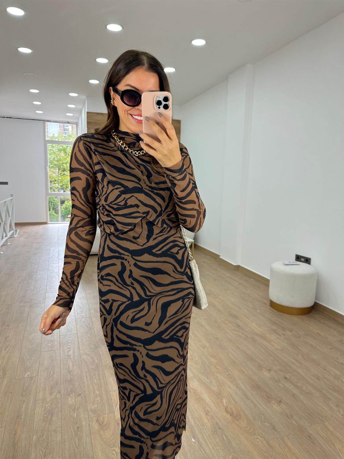 Göğüsü Katlı Zebra Desen Tül Elbise