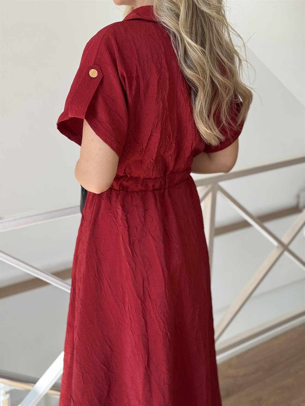 Gold Düğmeli Beli Lastikli Midi Elbise - Kırmızı