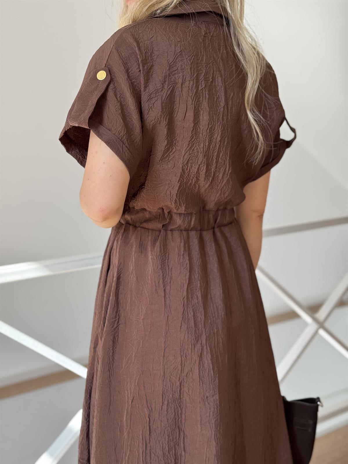 Gold Düğmeli Beli Lastikli Midi Elbise - Kahverengi