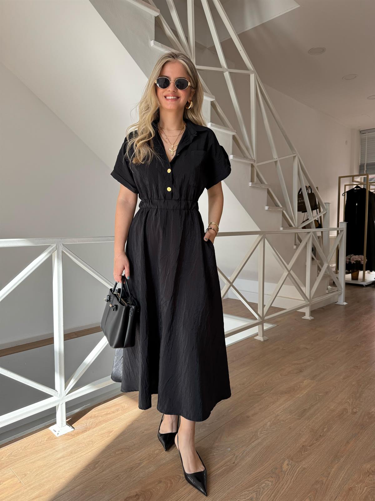 Gold Düğmeli Beli Lastikli Midi Elbise - Siyah