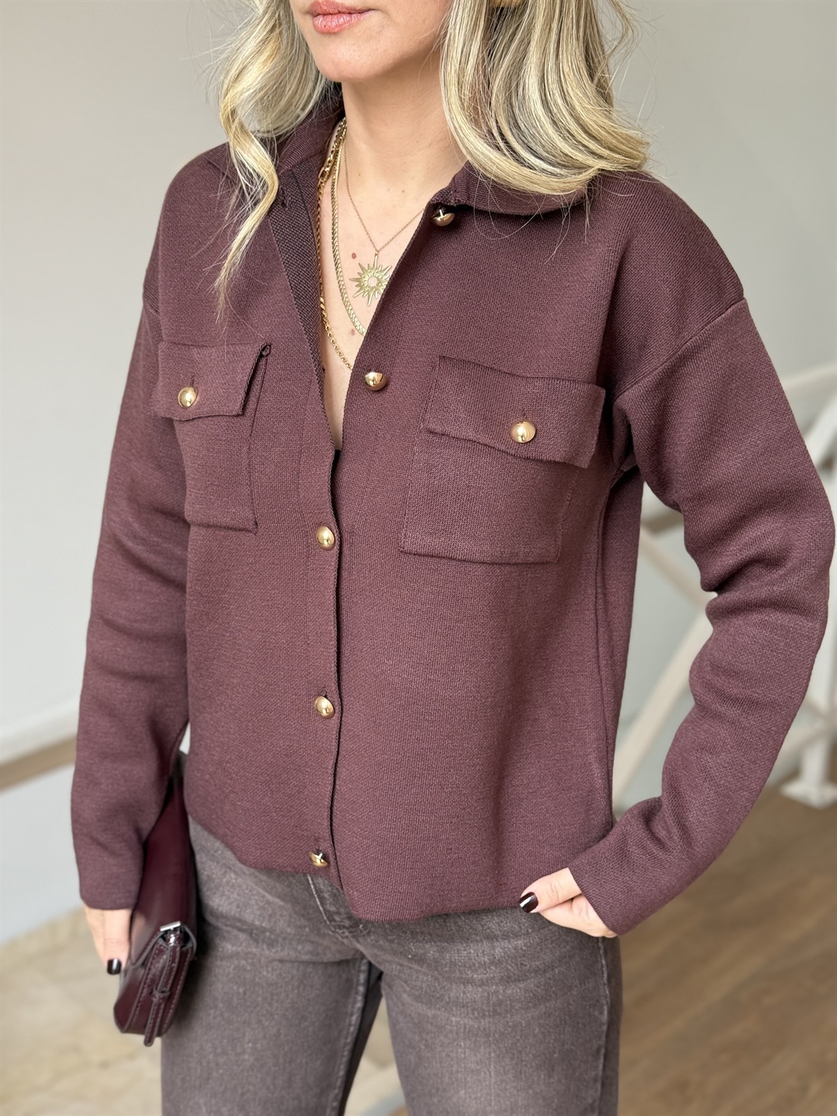 Gold Düğmeli Cepli Hırka - Cherry