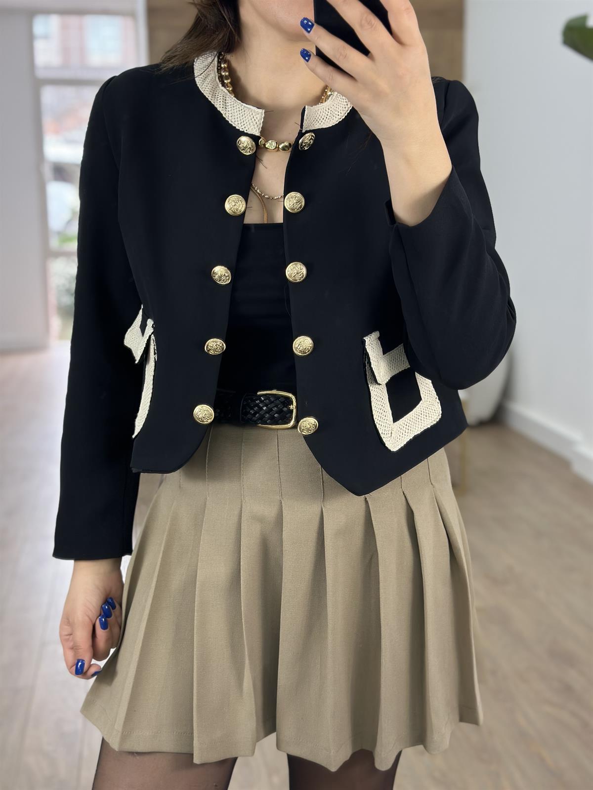 Gold Düğmeli File Garnili Tasarım Ceket