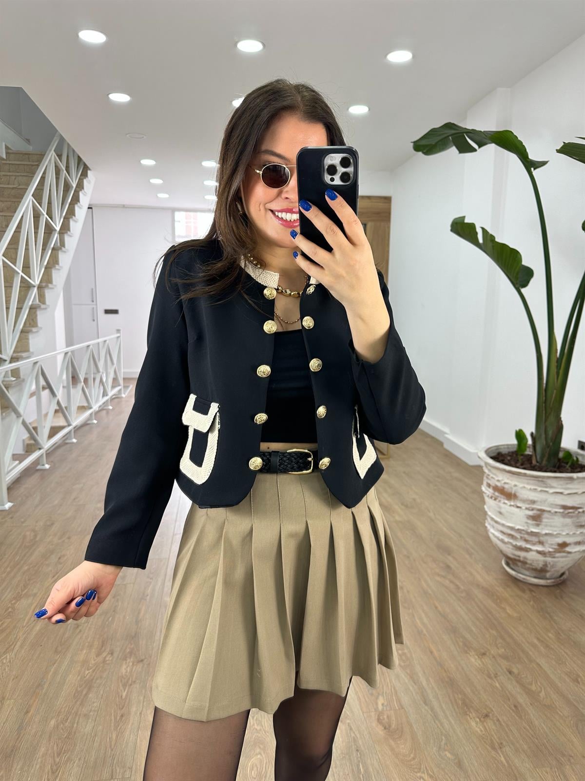 Gold Düğmeli File Garnili Tasarım Ceket