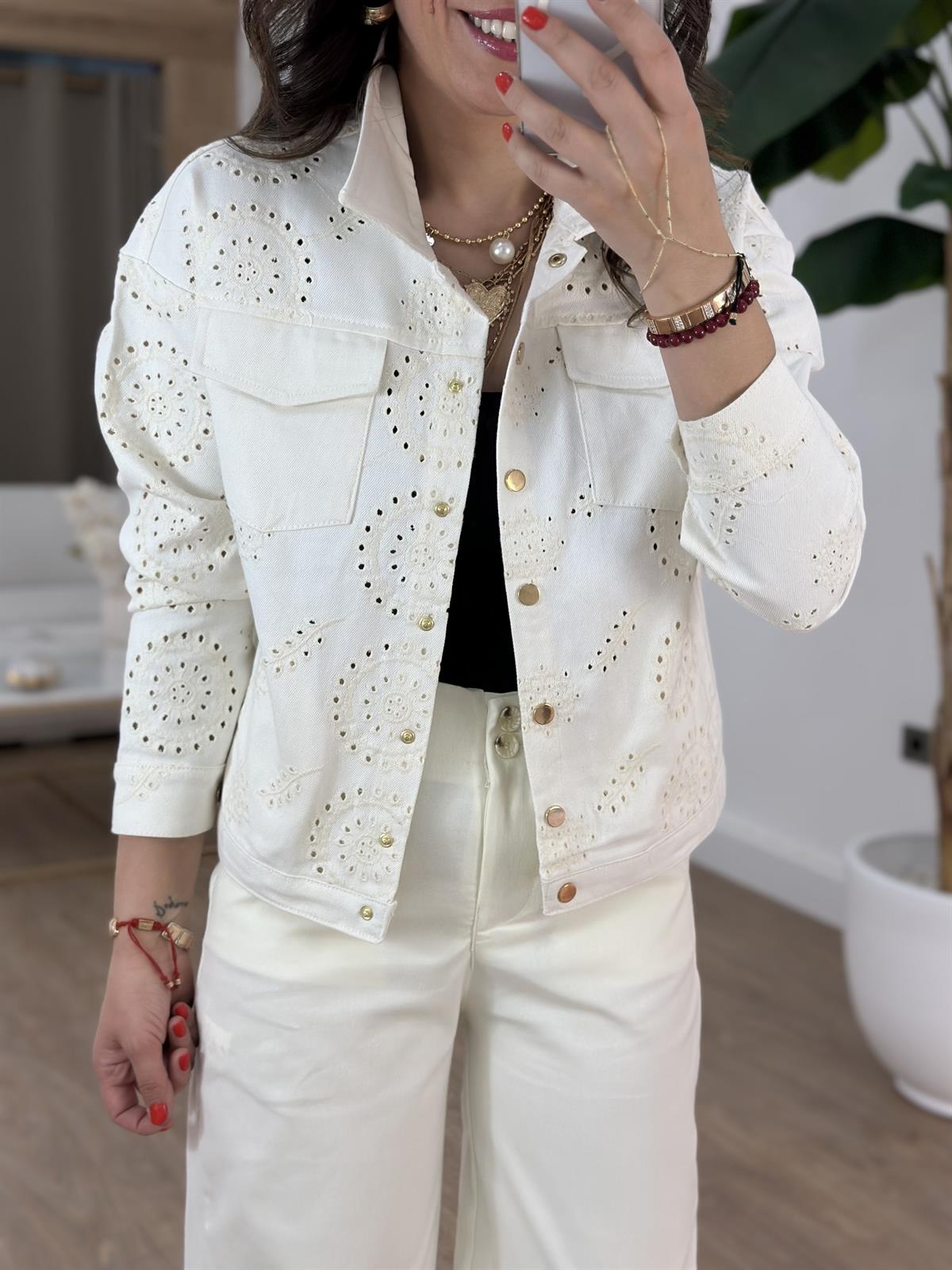 Gold Düğmeli Fisto Detaylı Ceket 