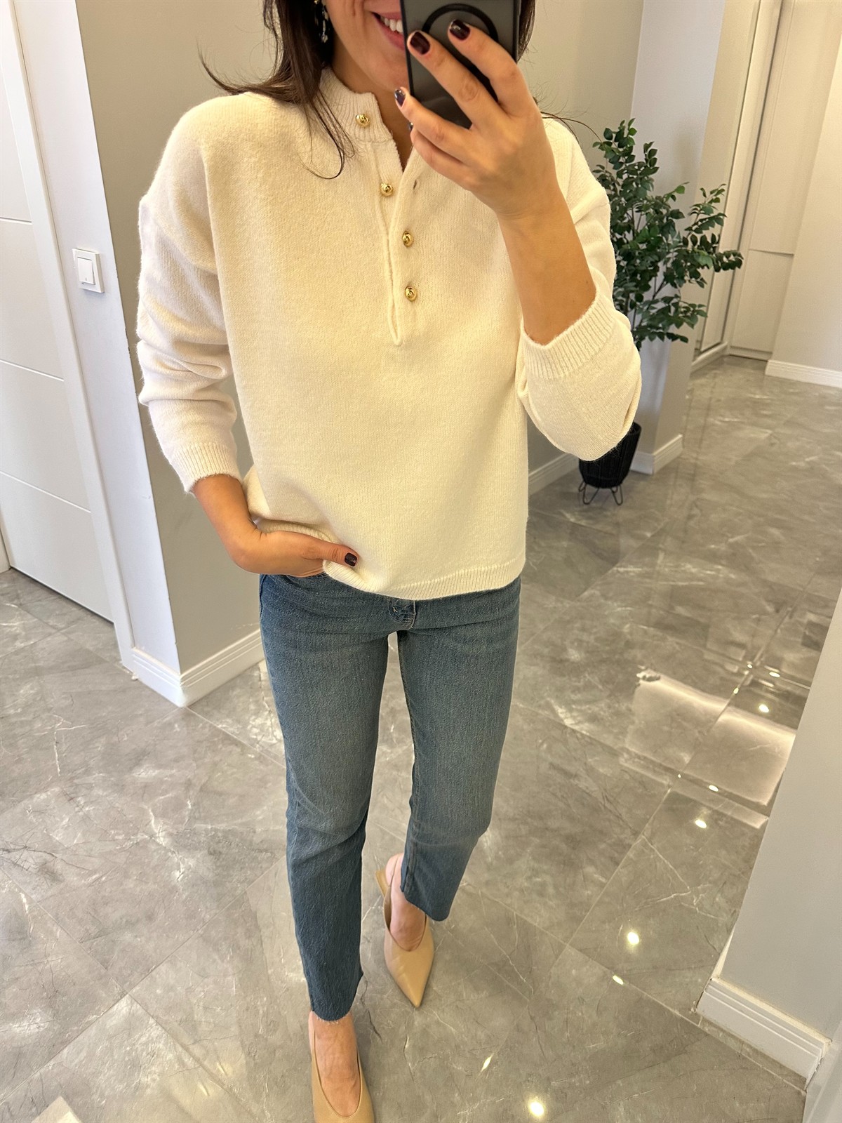 Gold Düğmeli Kazak - Krem