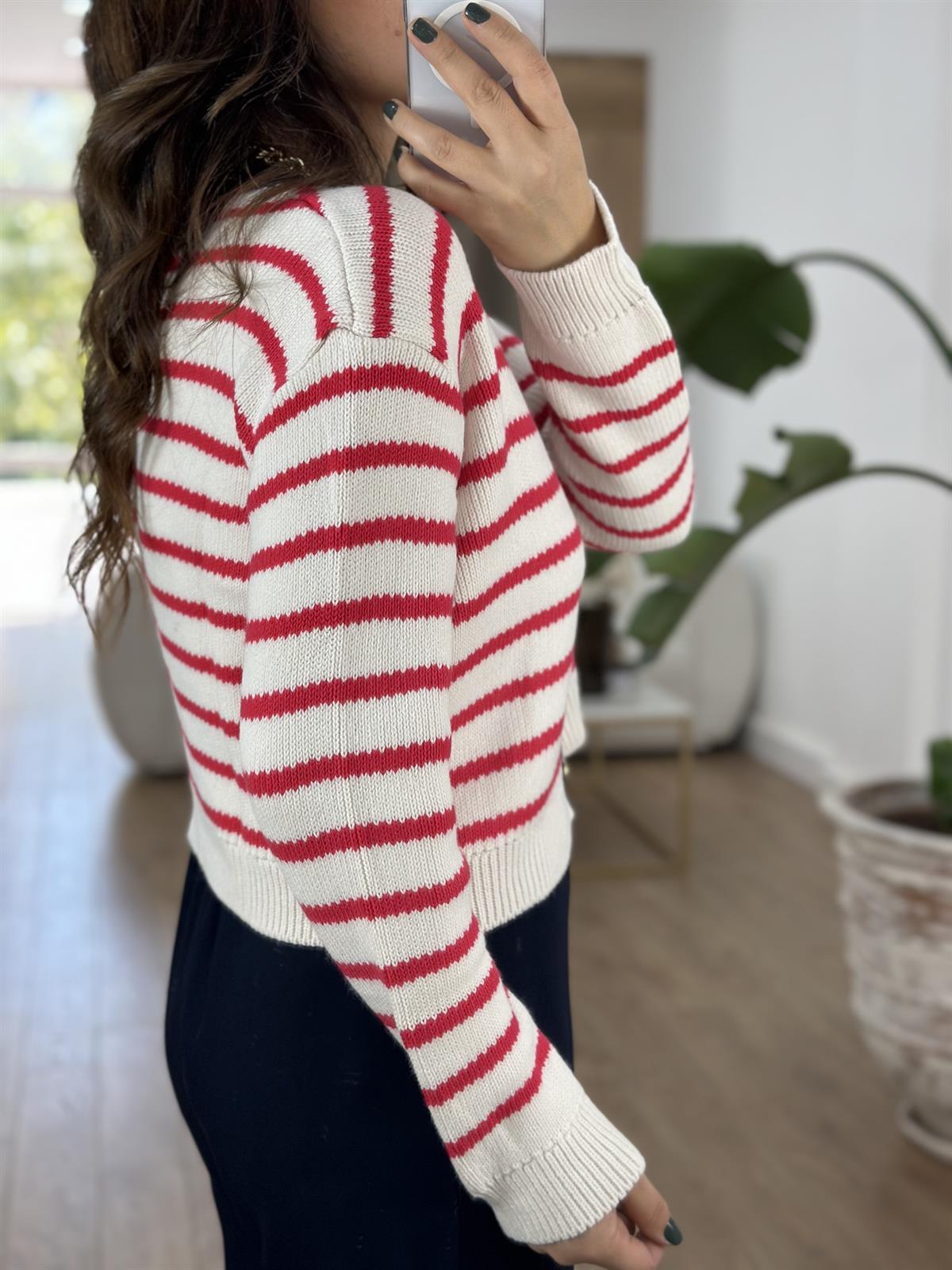 Gold Düğmeli Kırmızı Çizgili Triko Hırka 