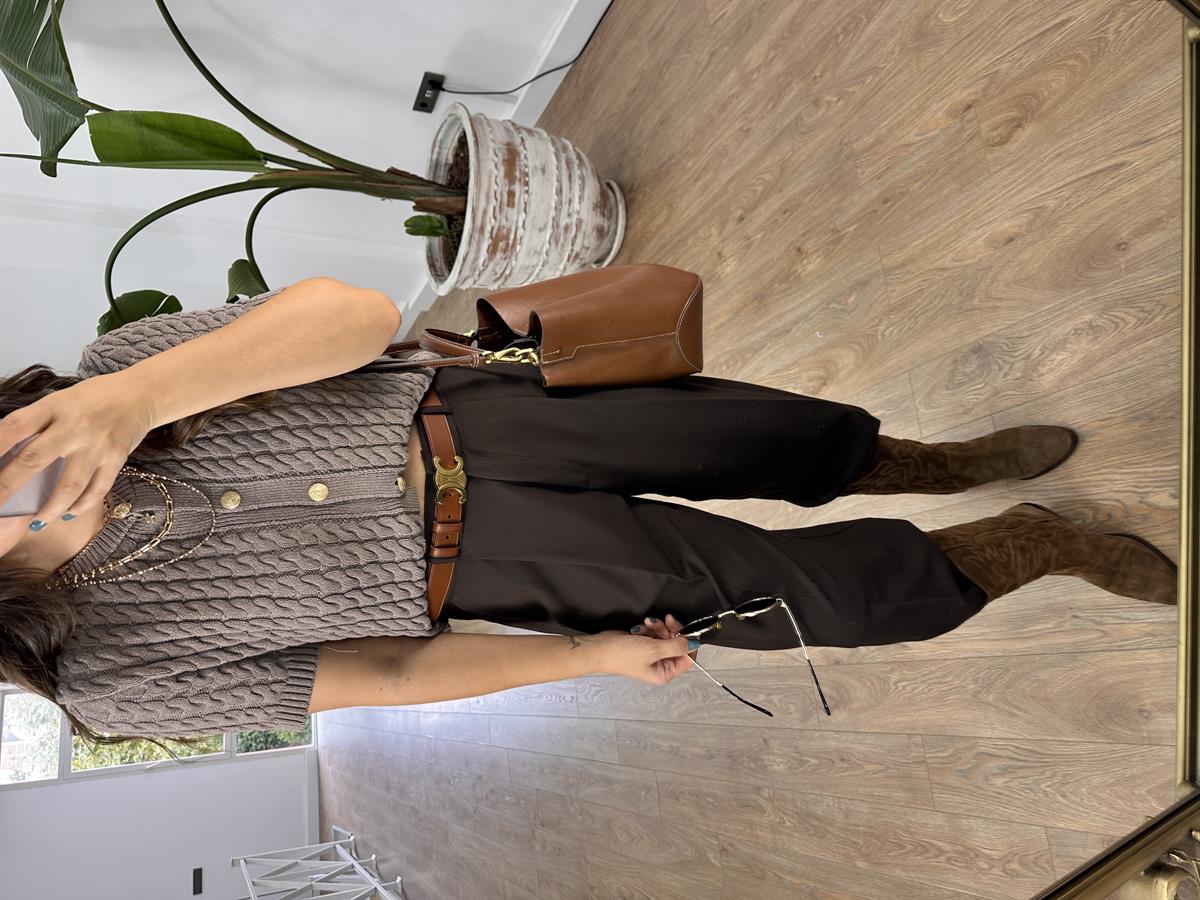 Gold Düğmeli Örgü Desenli Hırka - Vizon