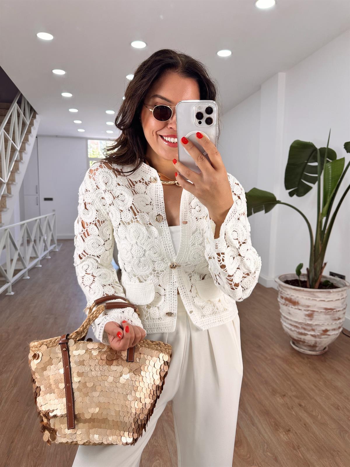 Gold Düğmeli Örme Hırka - Ekru