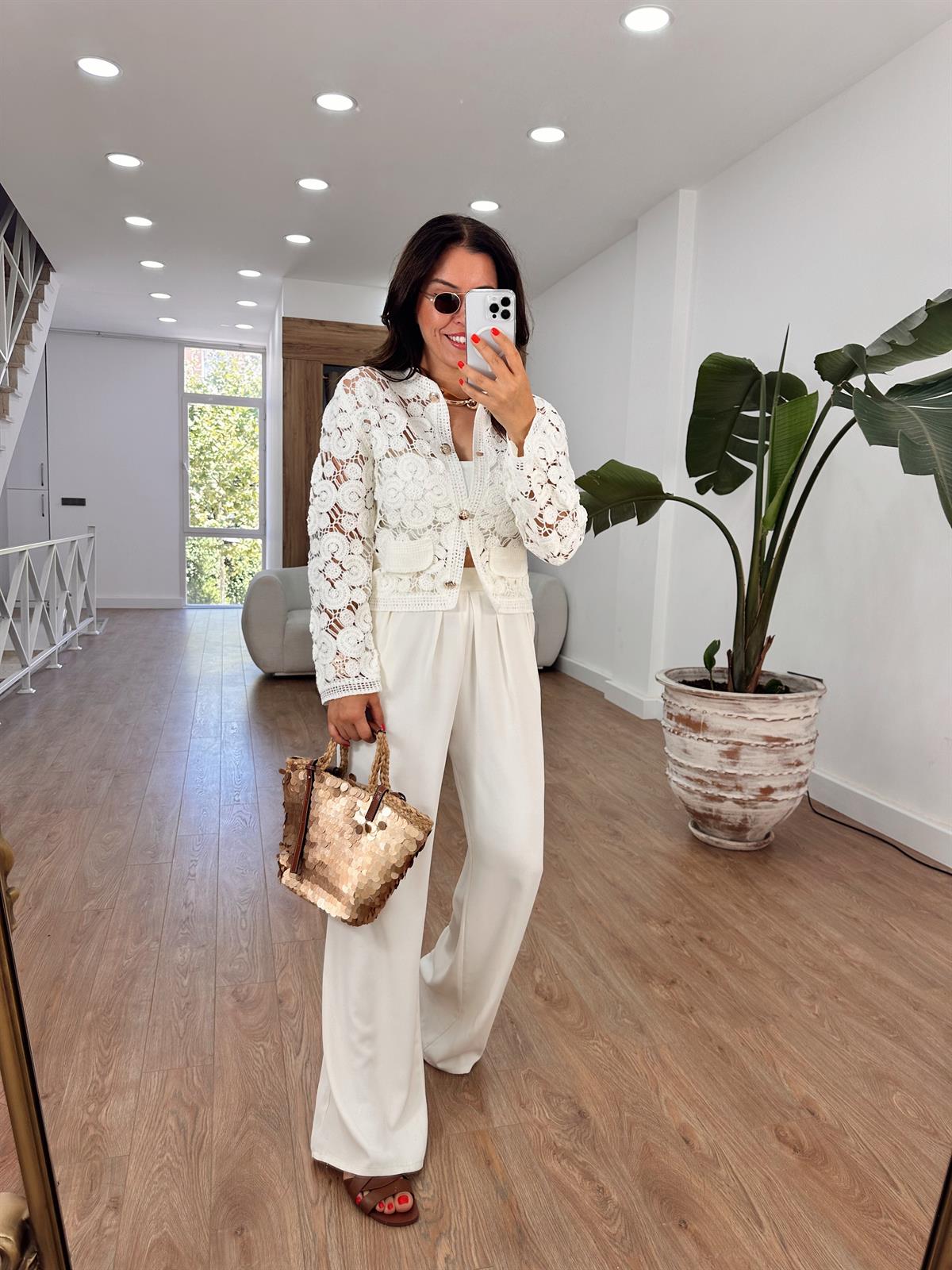 Gold Düğmeli Örme Hırka - Ekru