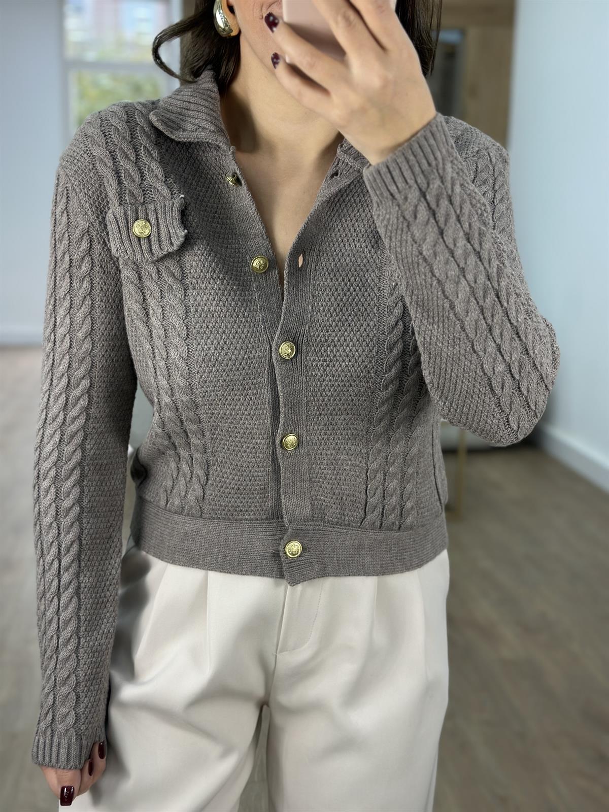 Gold Düğmeli Polo Yaka Saç Örgü Desen Hırka-Vizon