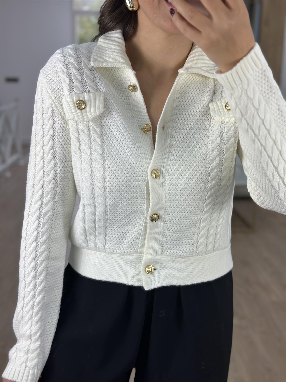 Gold Düğmeli Polo Yaka Saç Örgü Desen Hırka-Ekru