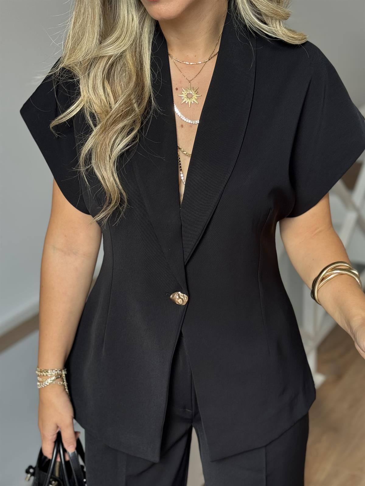 Şal Yaka Gold Düğmeli Premium Takım - Siyah