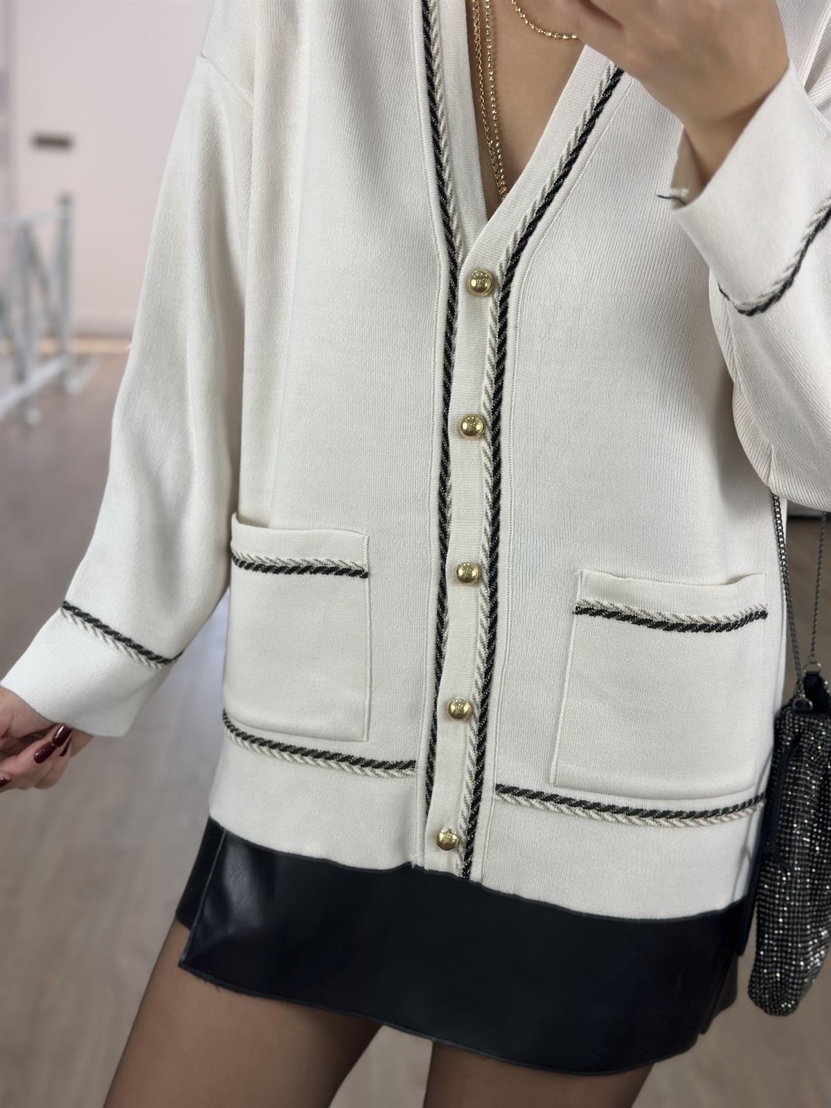 Gold Düğmeli Sim Detaylı Uzun Hırka-Ekru