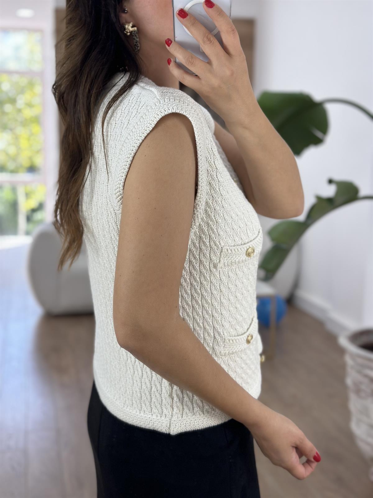 Gold Düğmeli Süs Cepli Triko Yelek