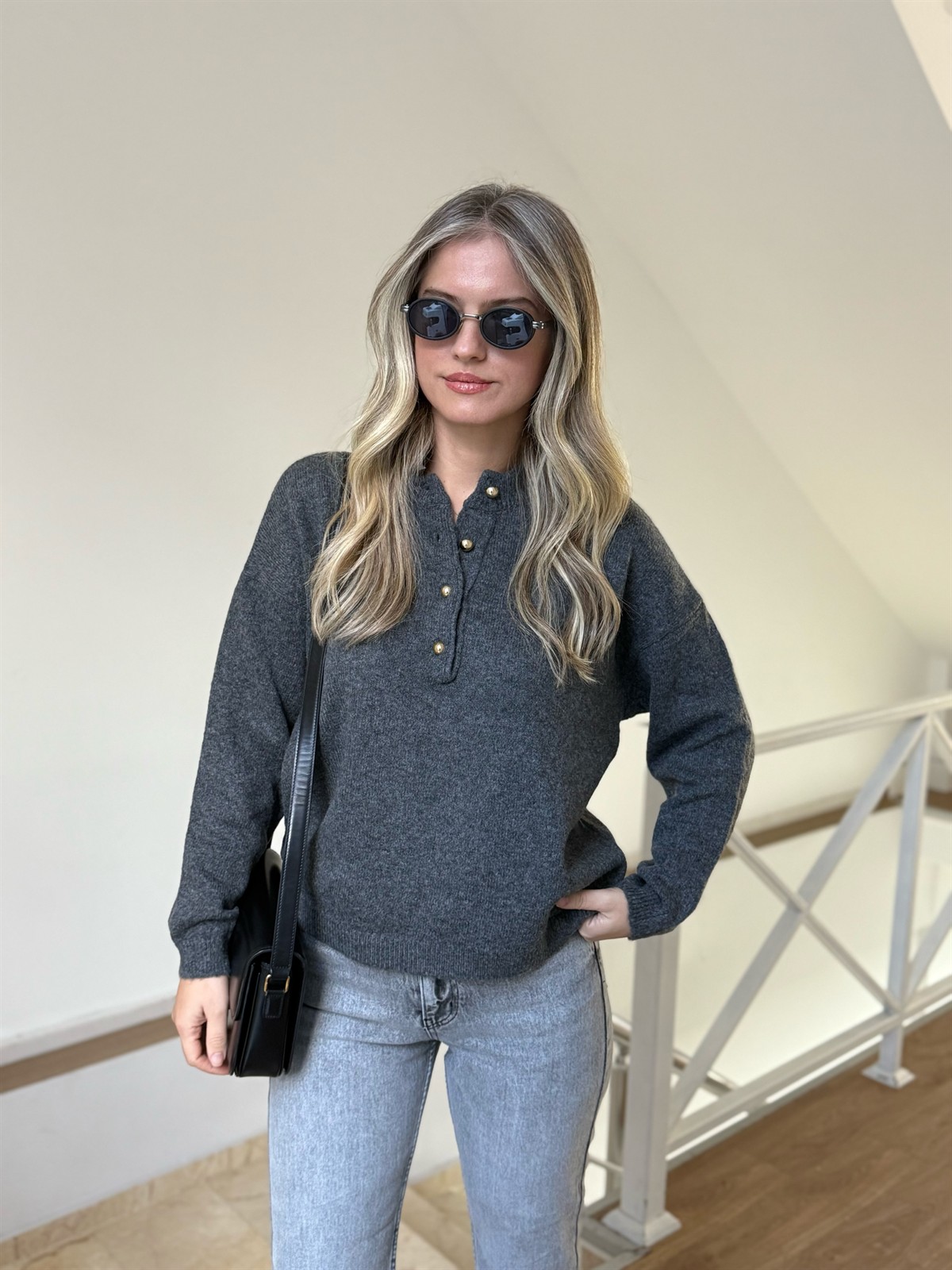 Gold Düğmeli Kazak - Antrasit 