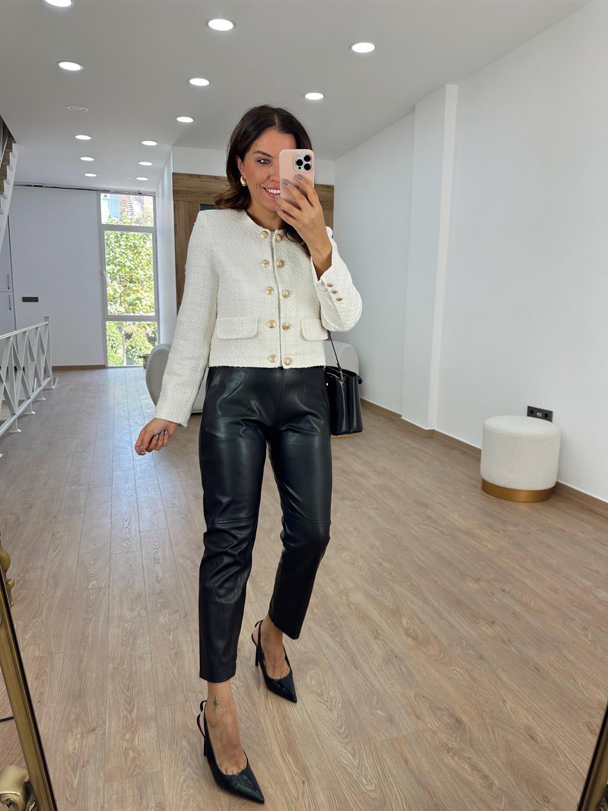 Gold Düğmeli Tüvit Ceket-Beyaz