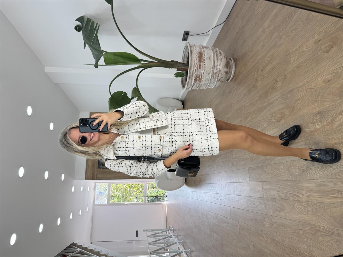 Gold Düğmeli Tüvit Takım - Beyaz