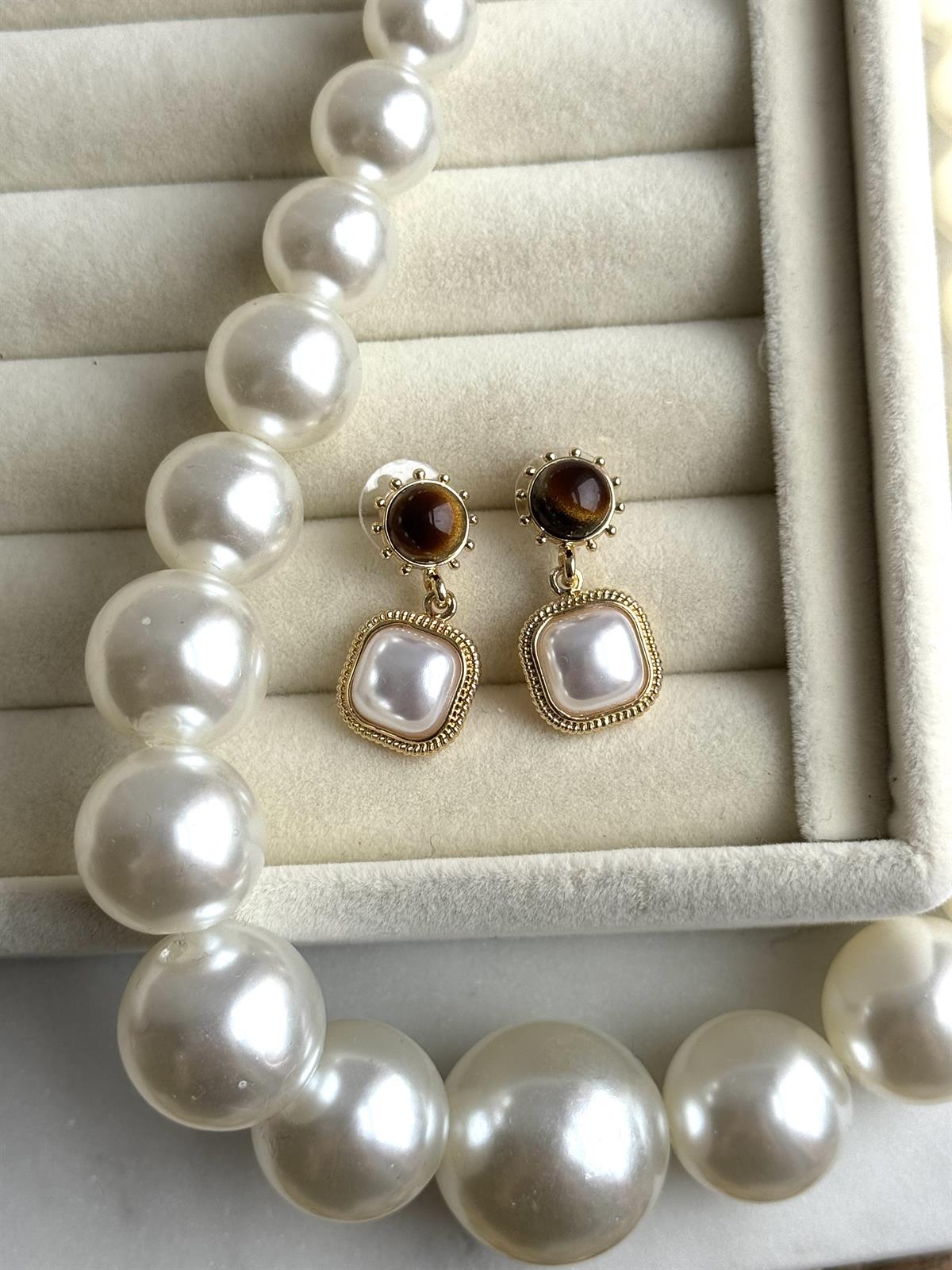 Gold İnci Detay Vintage Küpe 2,5cm