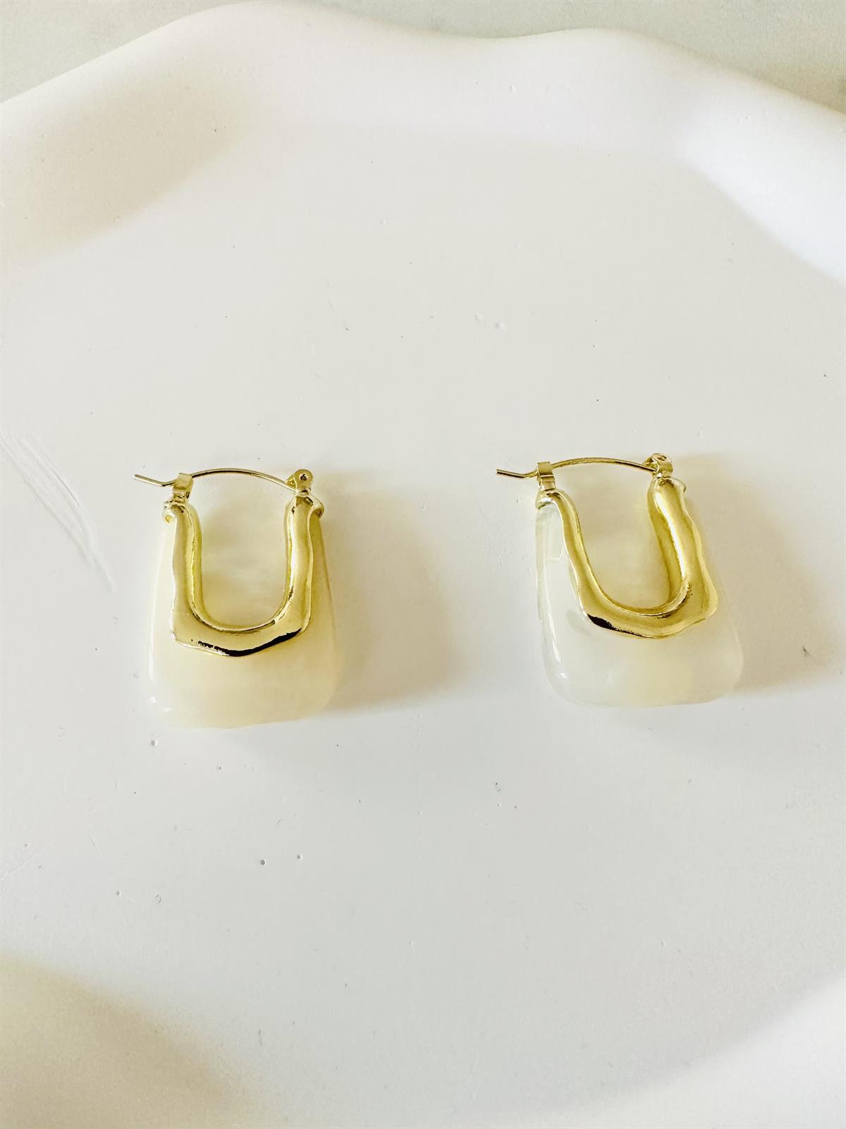 Gold Kemik U Küpe