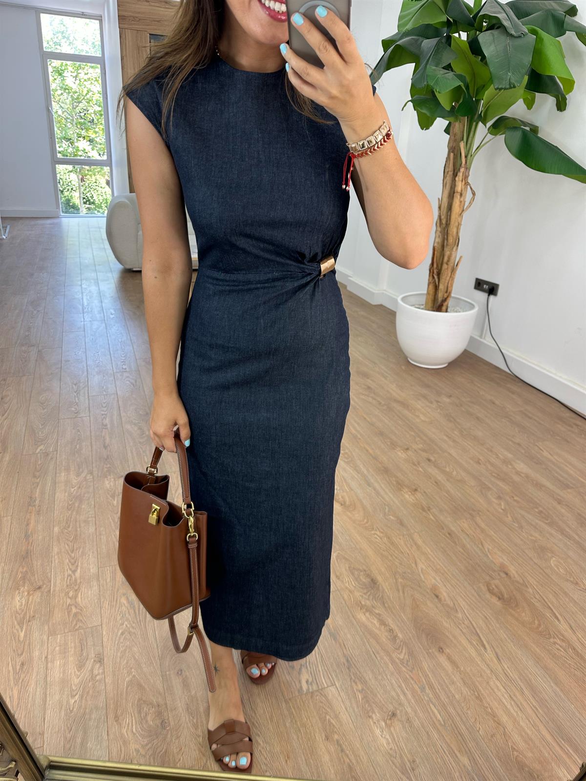 Gold Toka Detaylı Midi Denim Elbise 