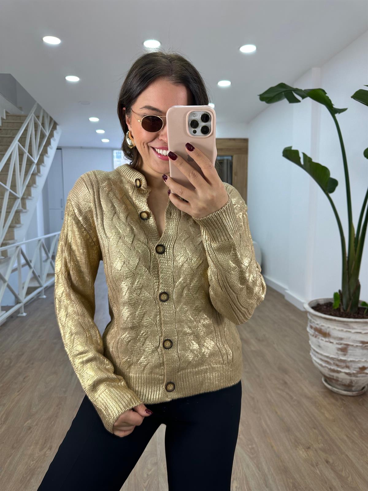 Gold Varaklı Düğmeli Hırka