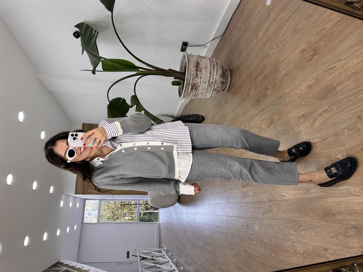 Gömlek Detaylı Tasarım Hırka - Gri