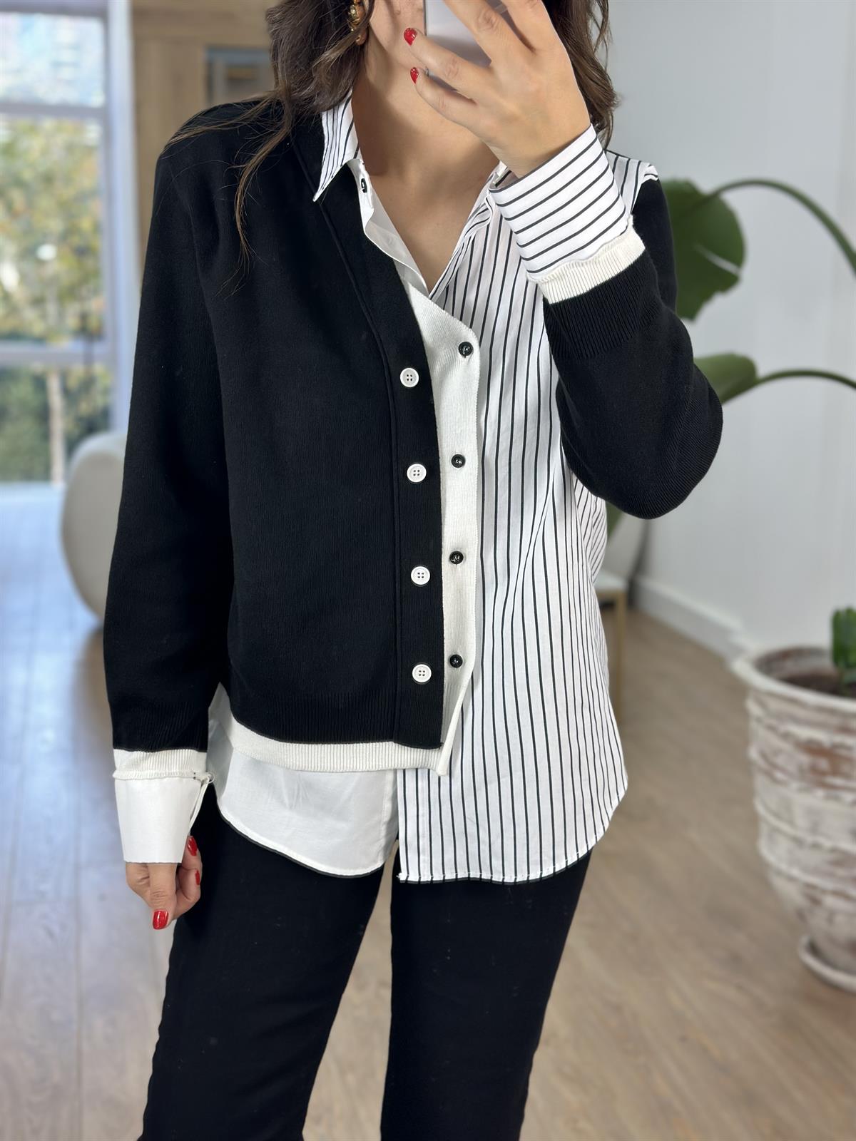 Gömlek Detaylı Tasarım Hırka - Siyah