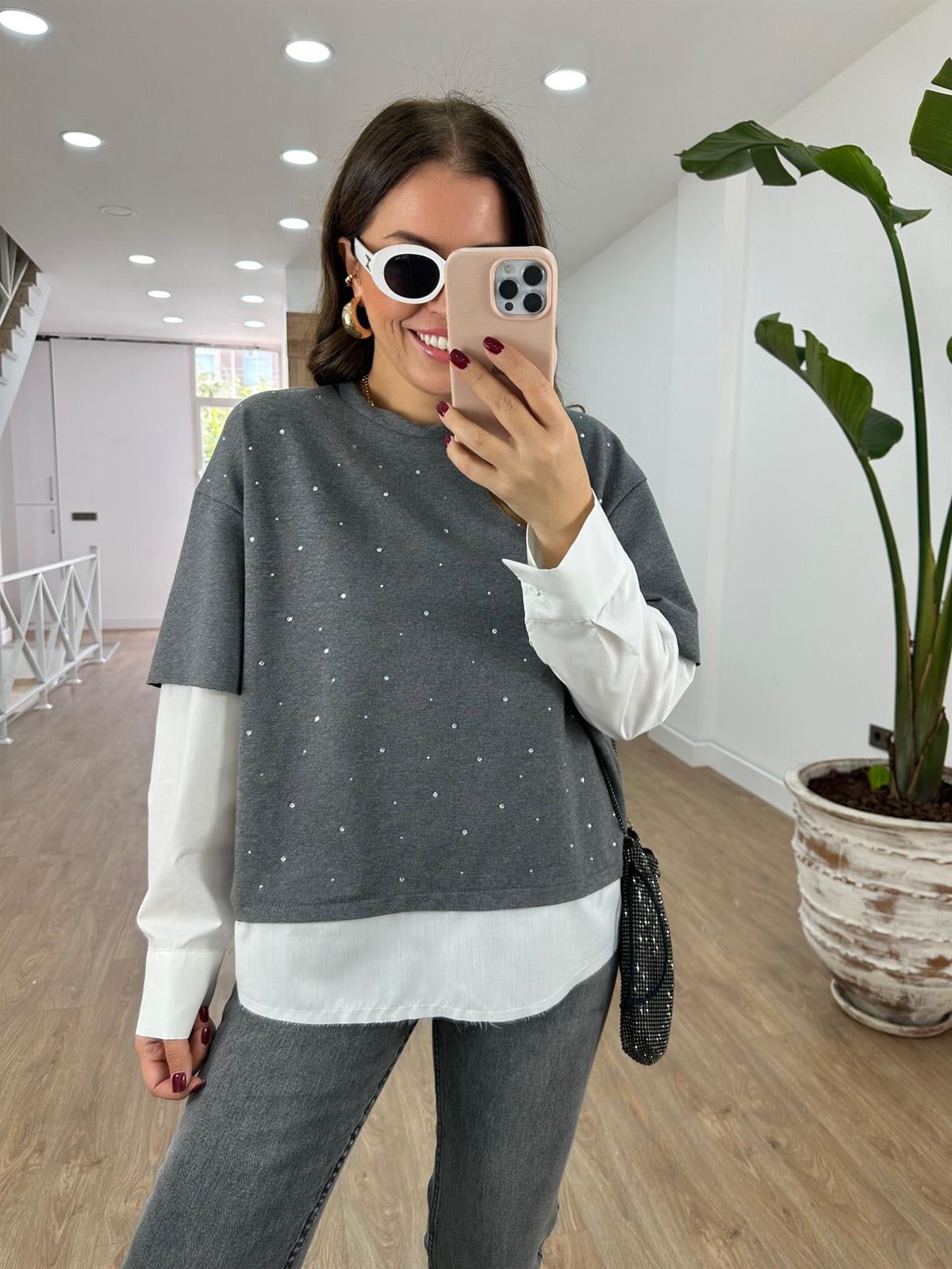 Gömlek Detaylı Taşlı Sweatshirt-Gri