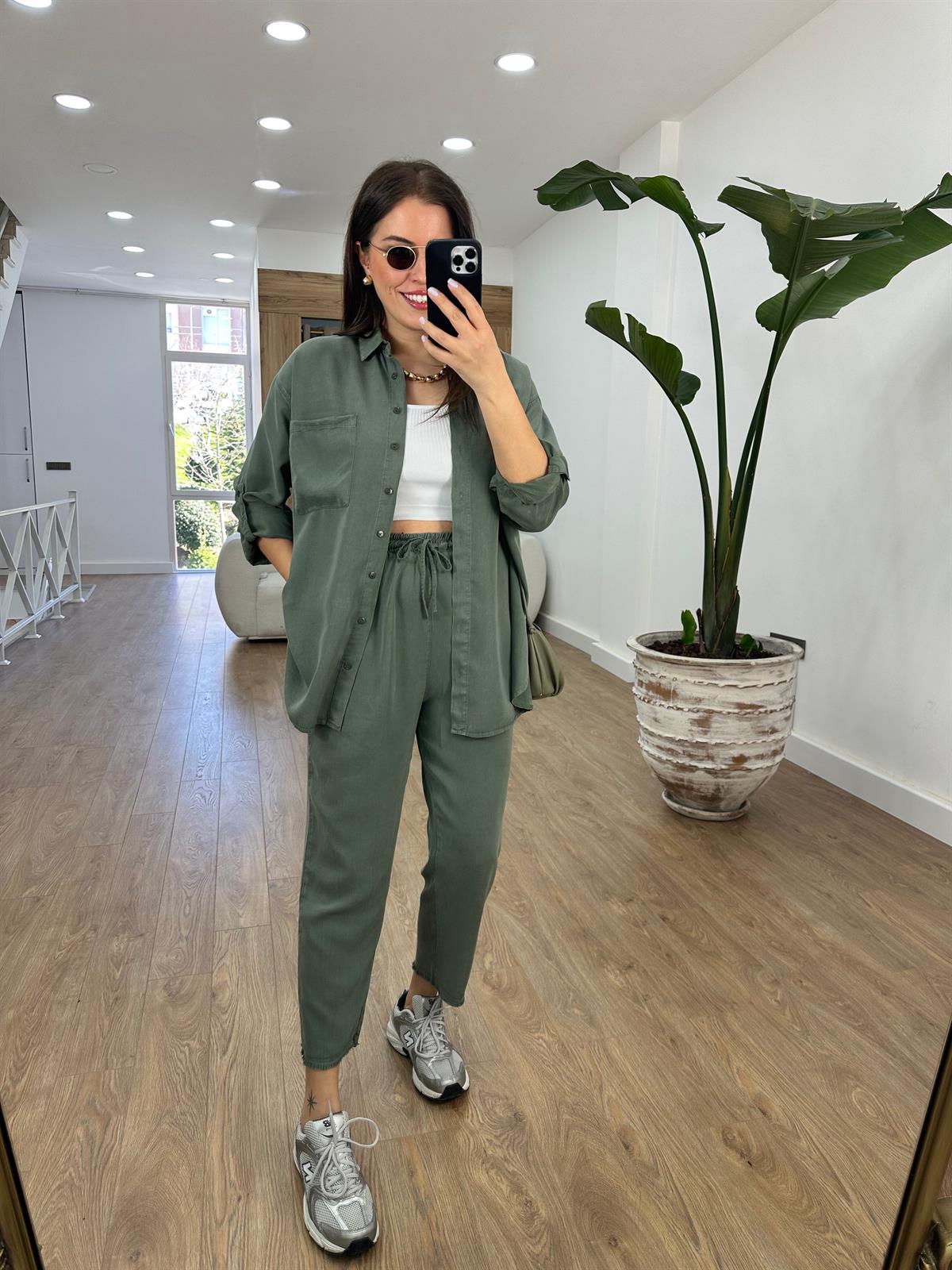 Gömlekli Tnsel Takım-Haki