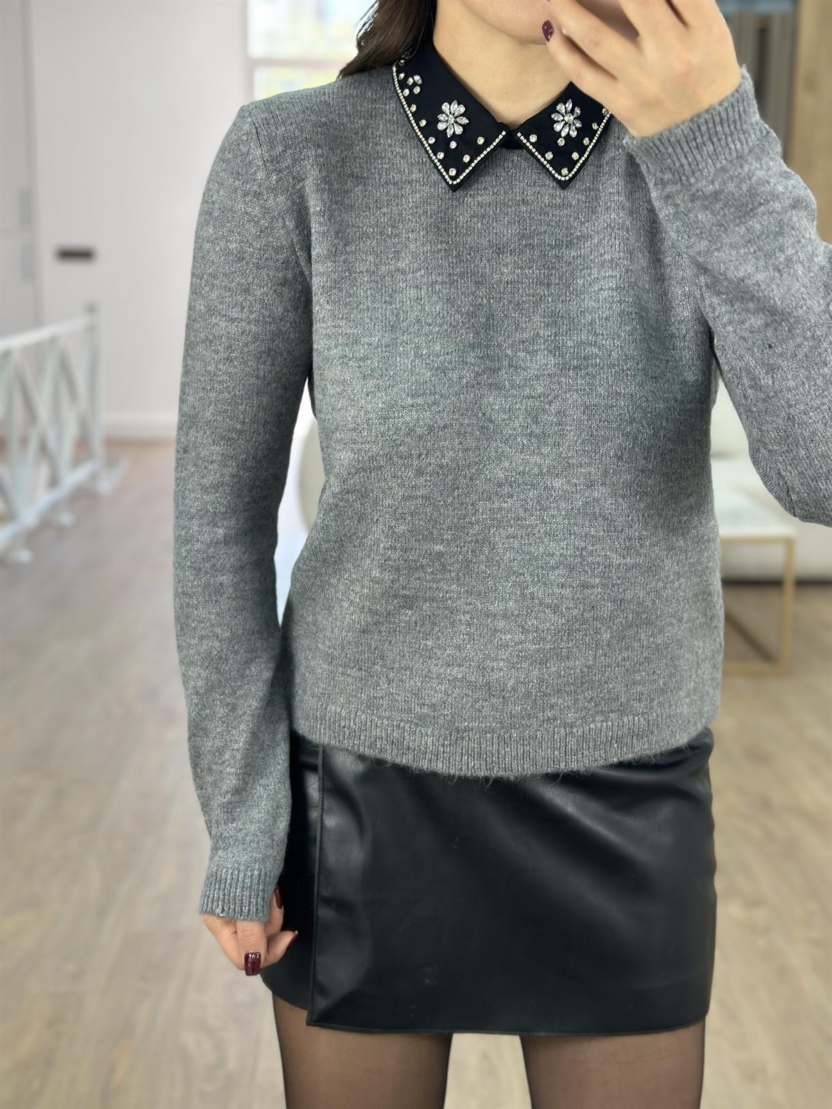 Gömlek Yaka Taşlı Triko-Gri