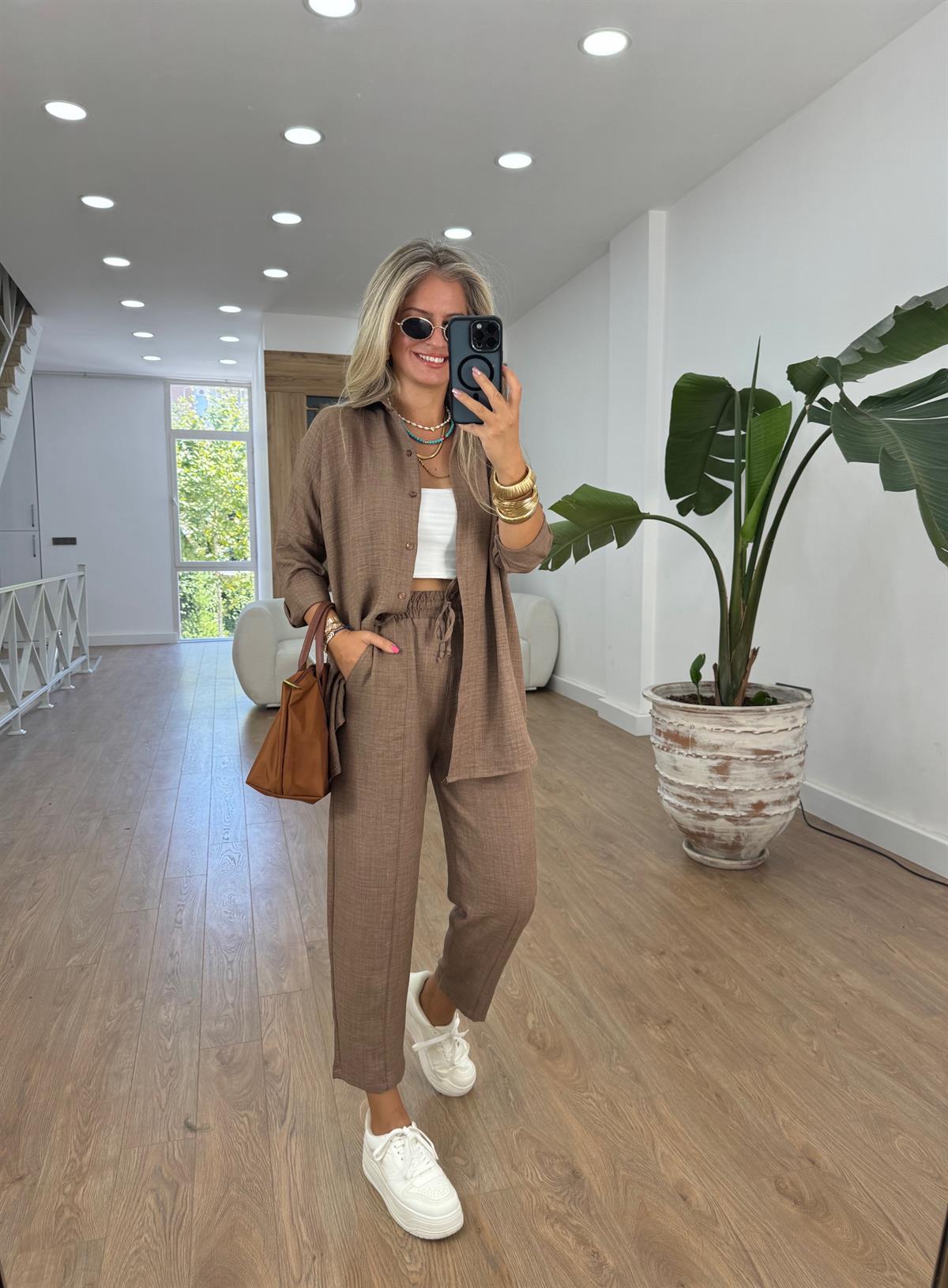 Gömlekli Keten Takım-Kahve