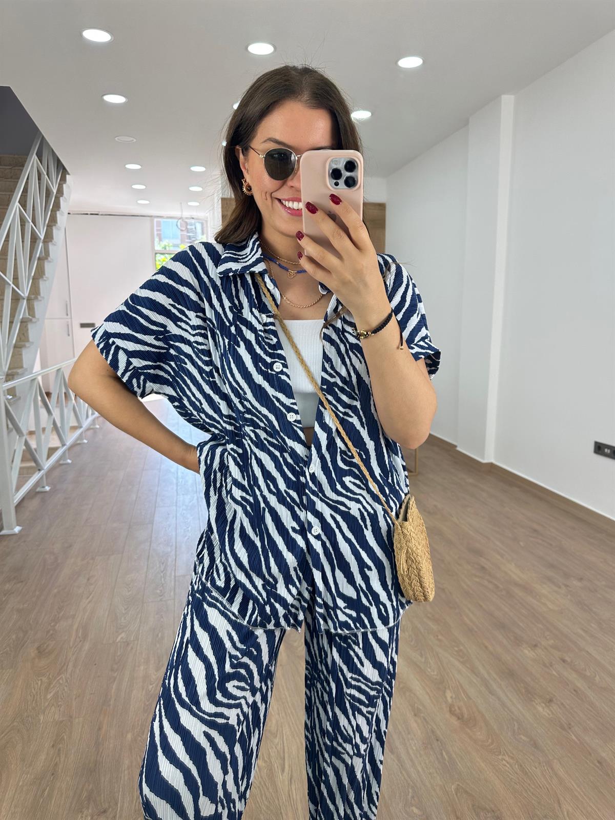 Gömlekli Piliseli Takım-Lacivert