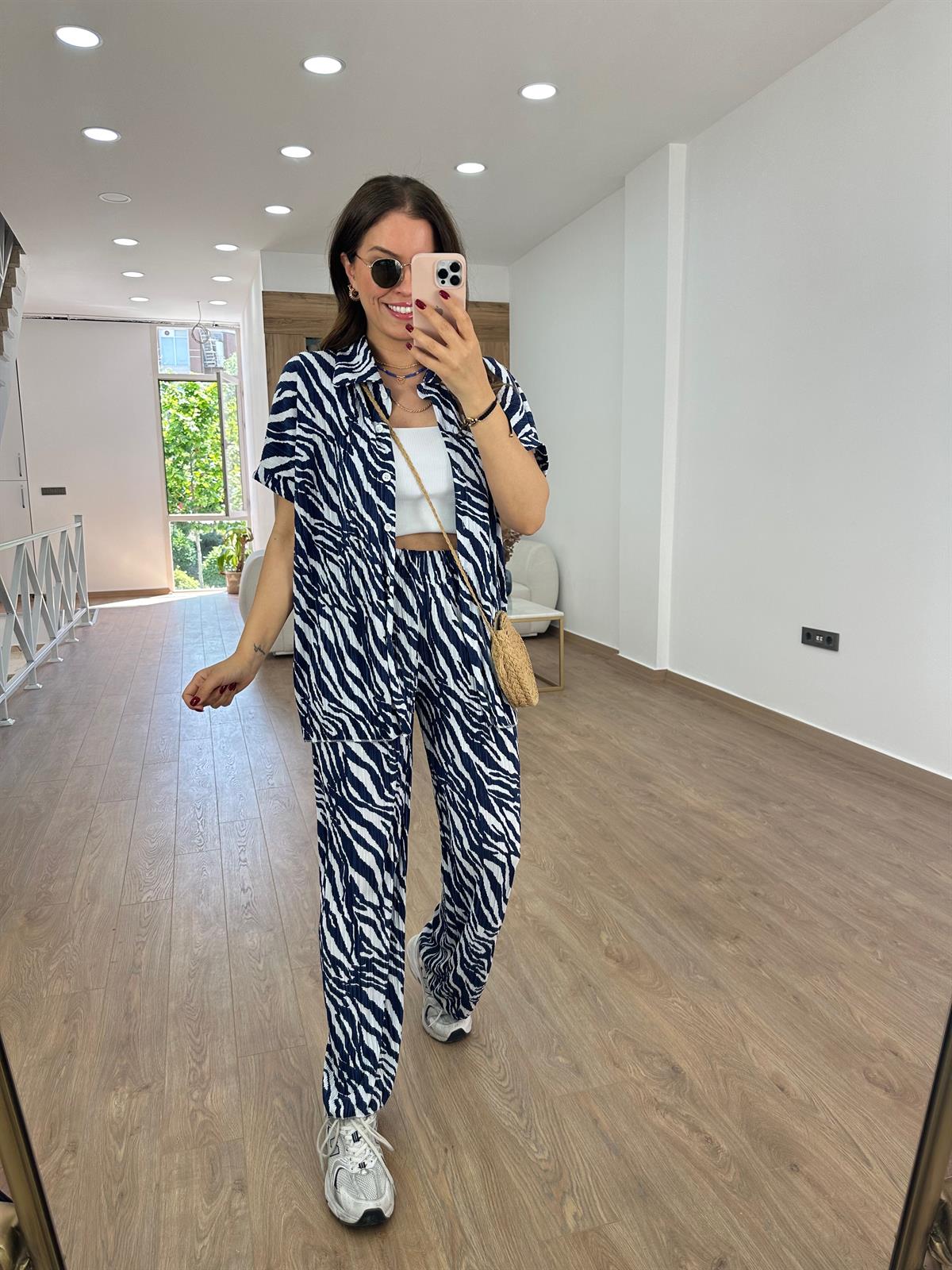 Gömlekli Piliseli Takım-Lacivert