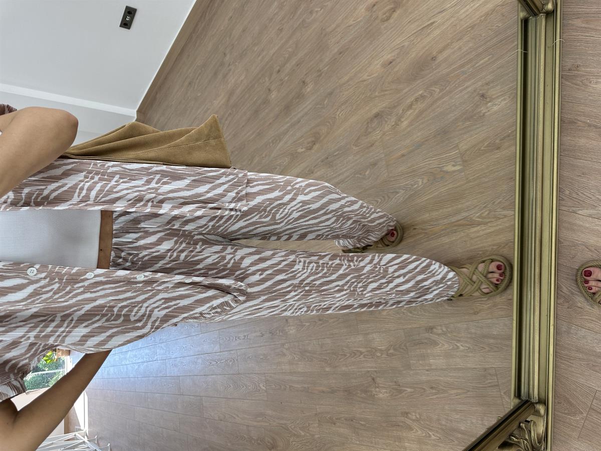 Gömlekli Piliseli Takım-Vizon